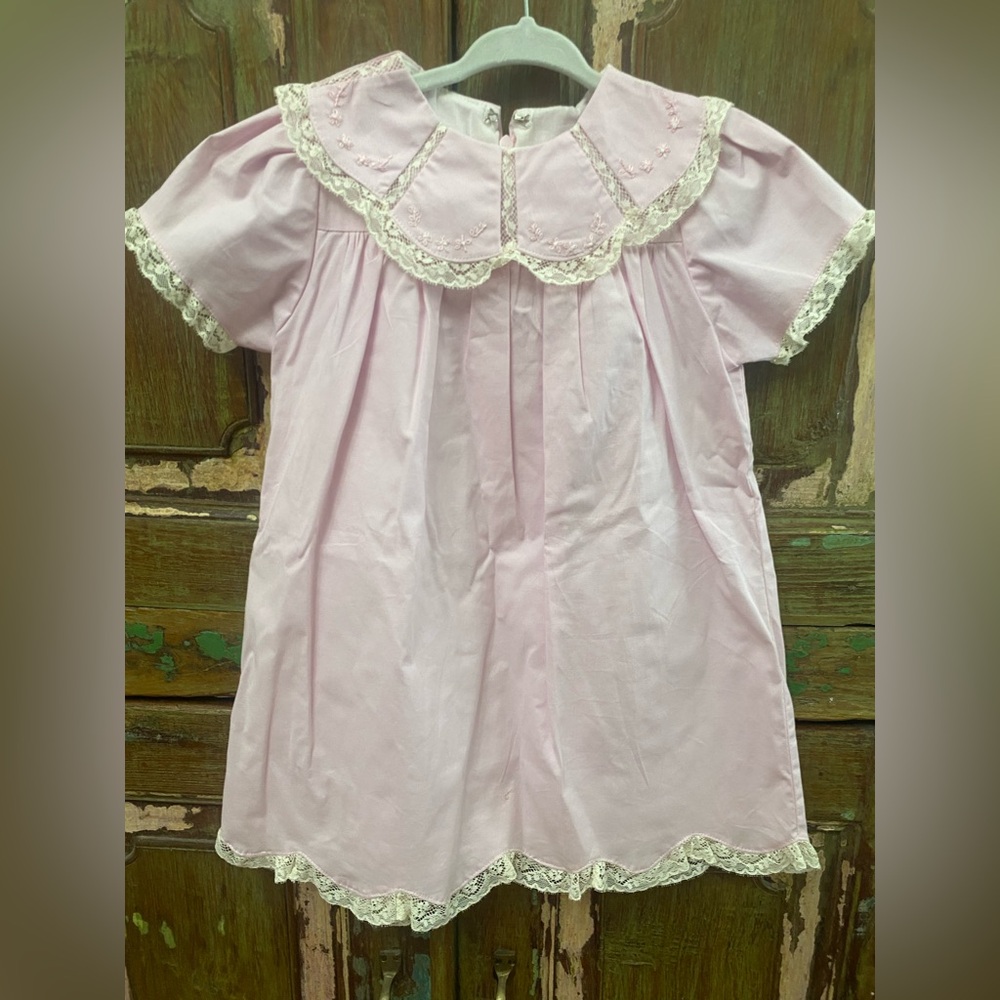 Dondolo 4t heirloom dress, worn once for pictures, absolutely gorgeous,